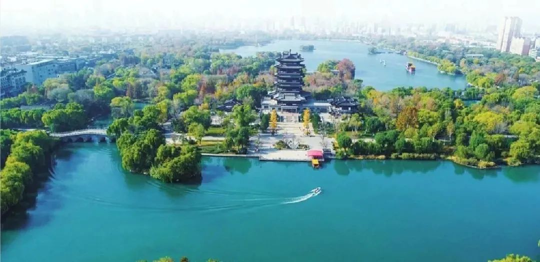 再现“济南名士多”人文胜景