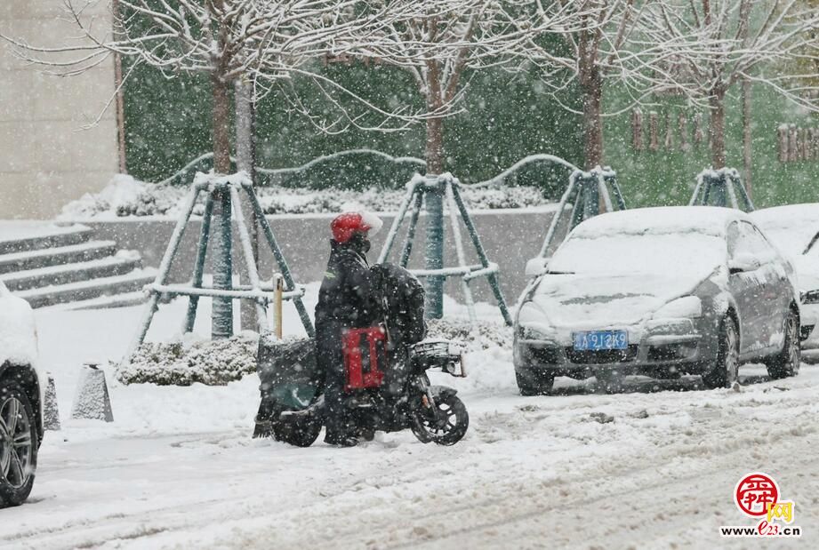 济南解除暴雪蓝色预警，15日部分地区有零星小雪