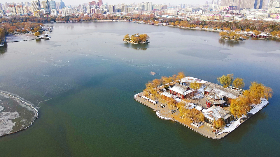 Touristenboote im Jinan Moat und am Daming Lake werden eingestellt