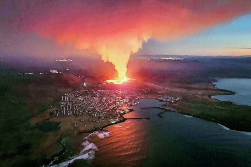 火山伶俐！冰岛总统鉴戒进入“剧变岁月”
