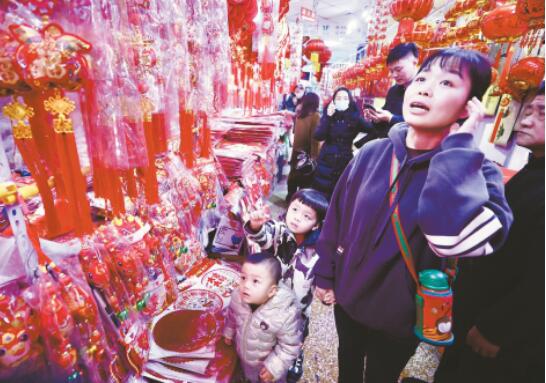 Economy of Shopping of Spring Festival Heats up