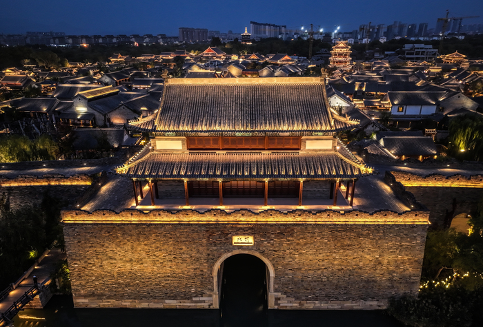 网红变长红，路途中目光所及皆为图画！泉城十大打卡地等你品阅