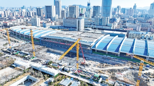 春满大地，以“热辣滚烫”状态去奋斗——踏上新征程展现济南新气象