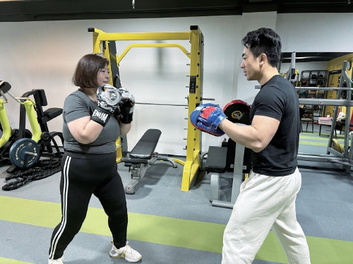 济南“女拳击手”近半月猛增 有的坚持一年半已瘦身80斤