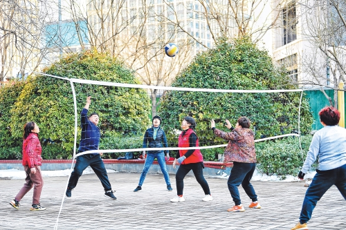 Der warme Frühling bringt Fitness Trend wieder zurück