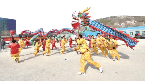 龙狮共舞 龙抬头