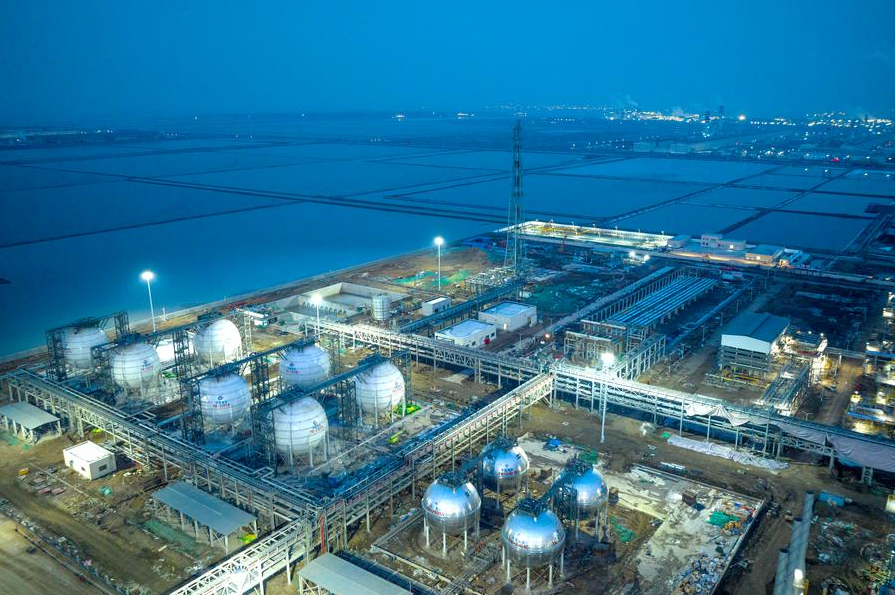 Объем добычи природного газа в Китае вырос в январе-феврале 2024 года