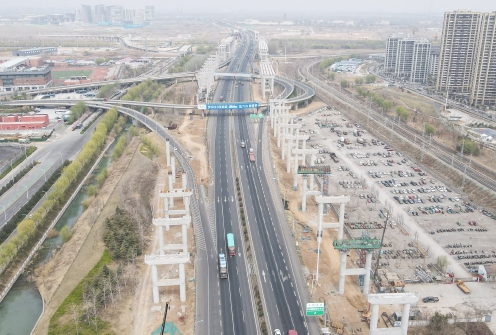 China’s First “6-lane to 12-lane” Highway Renovation and Expansion Project Proceeding in Order