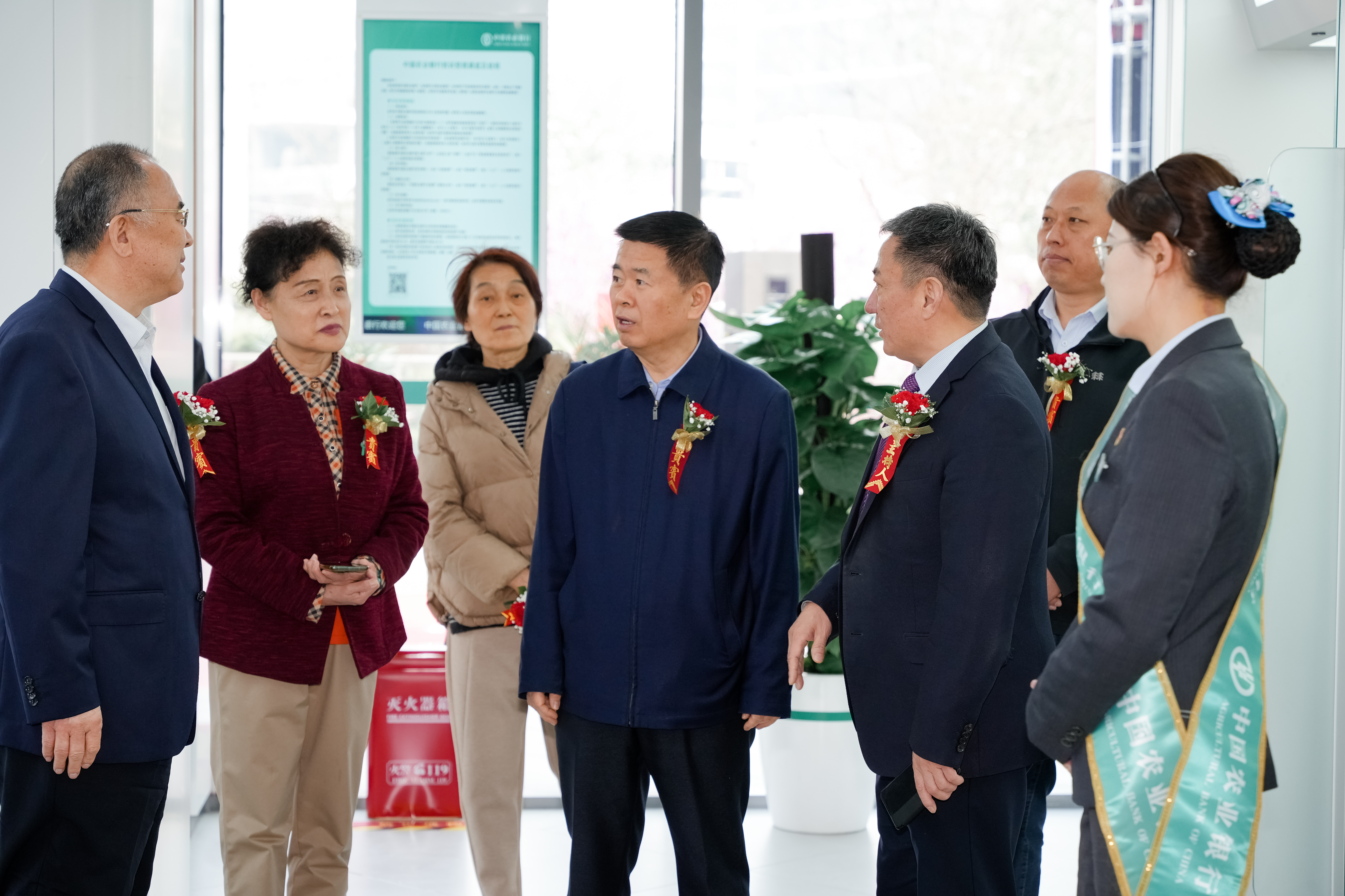 市中区南部金融服务再添 新力量，中国农业银行济南望岳支行成立开业