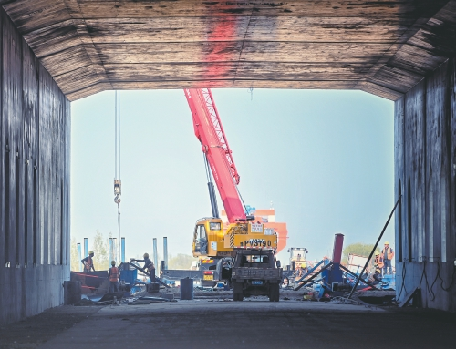 Fertigstellung der Bauarbeiten der ersten Hochspannungsschutzdachstruktur der Hochgeschwindigkeitsbahn in Shandong