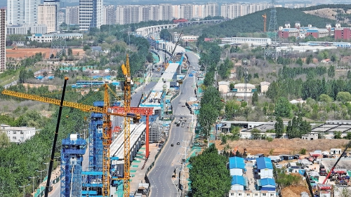 Newly-built Viaduct of Metro Line 8 Spans Rivers and Flyovers