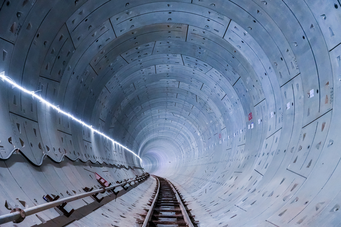 First Double-track Metro Section in Karst Area of Spring Field in China Completed