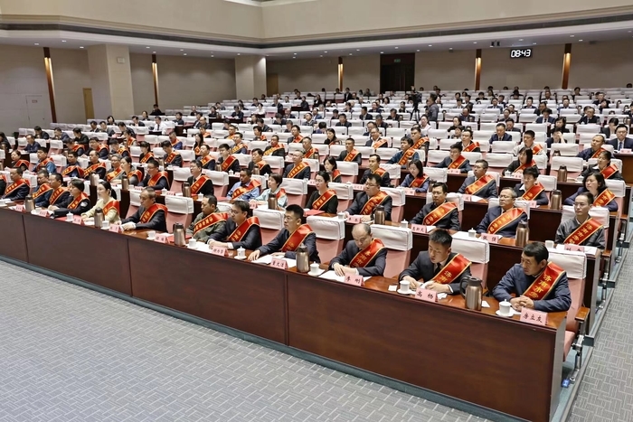 奏响“劳动光荣”时代强音——济南市庆祝“五一”国际劳动节大会侧记