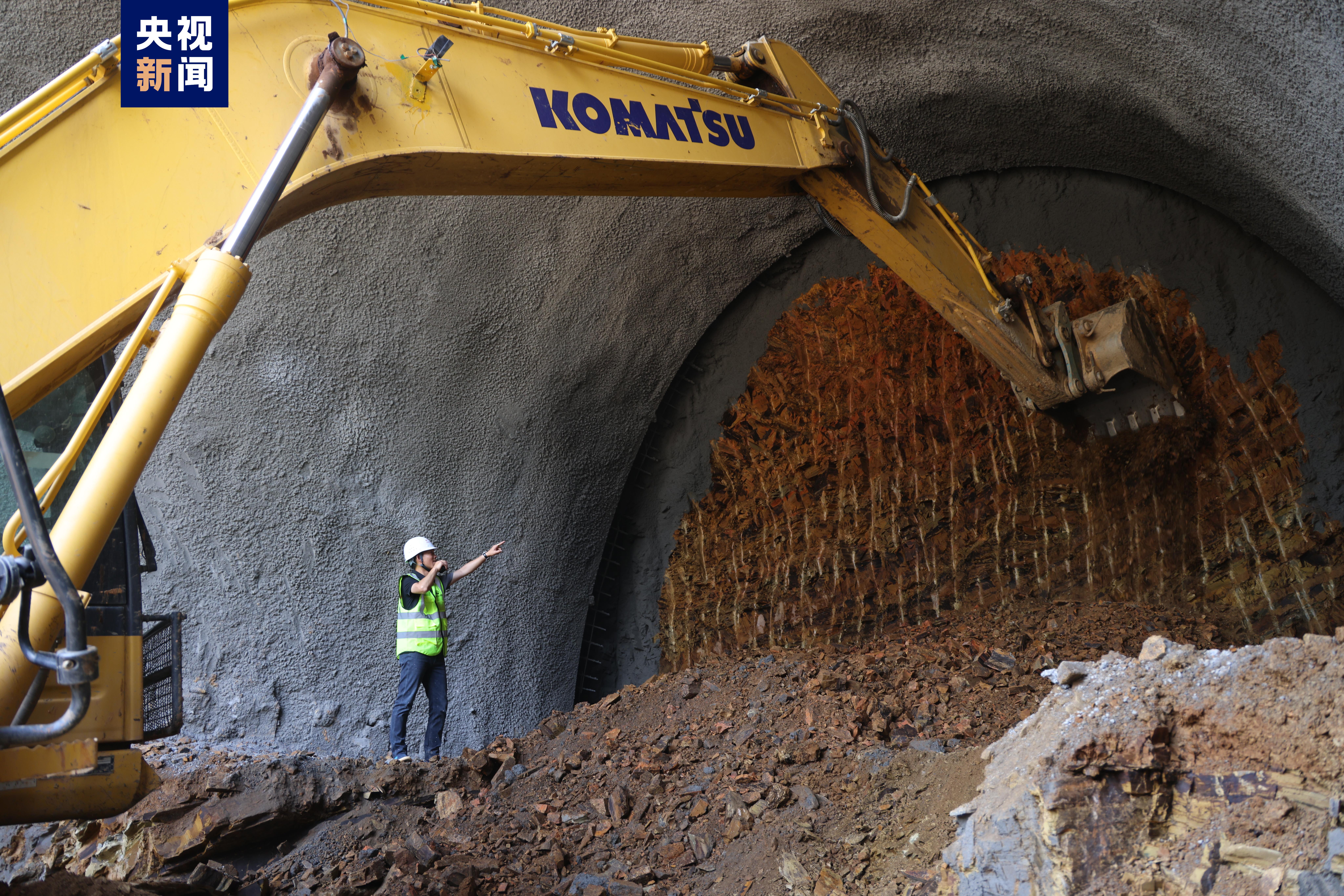 黄百铁路全线首座特大型隧道开工建设