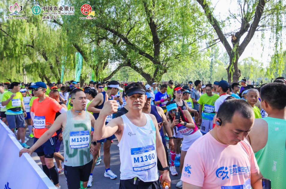 享半马激情 品水乡白云——2024济南市章丘区白云湖半程马拉松赛圆满落幕