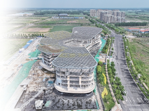 融媒·见证丨荣获国际大奖的起步区产业园项目实现“真零碳”——建筑穿上“生态罩”