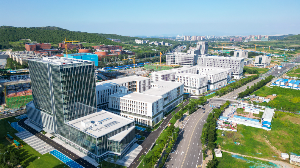 向着“强、新、优、富、美、高”强省会目标——项目热度“擎”起发展高度