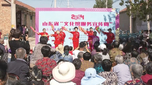 山东省“文化馆服务宣传周”行走的美育课堂文艺演出走进商河县