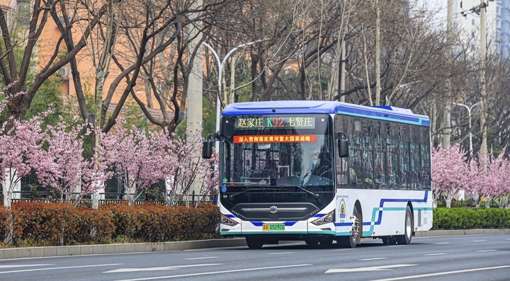 端午假期济南公交完成客运量约370.5万人次