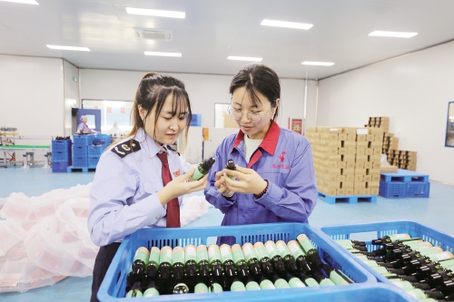 税护泉城山青水绿绘就生态发展新画卷