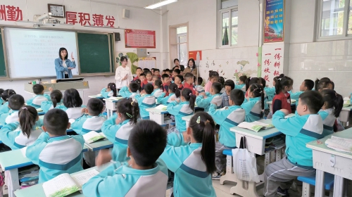 莱芜区莲河学校以生为本 双向衔接 为学生延缓坡度