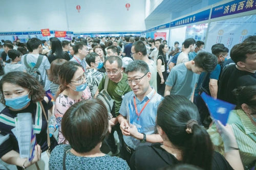 中考志愿咋“分尽其用”？现场问学校！本周日，全市高中学校齐聚山东国际会展中心