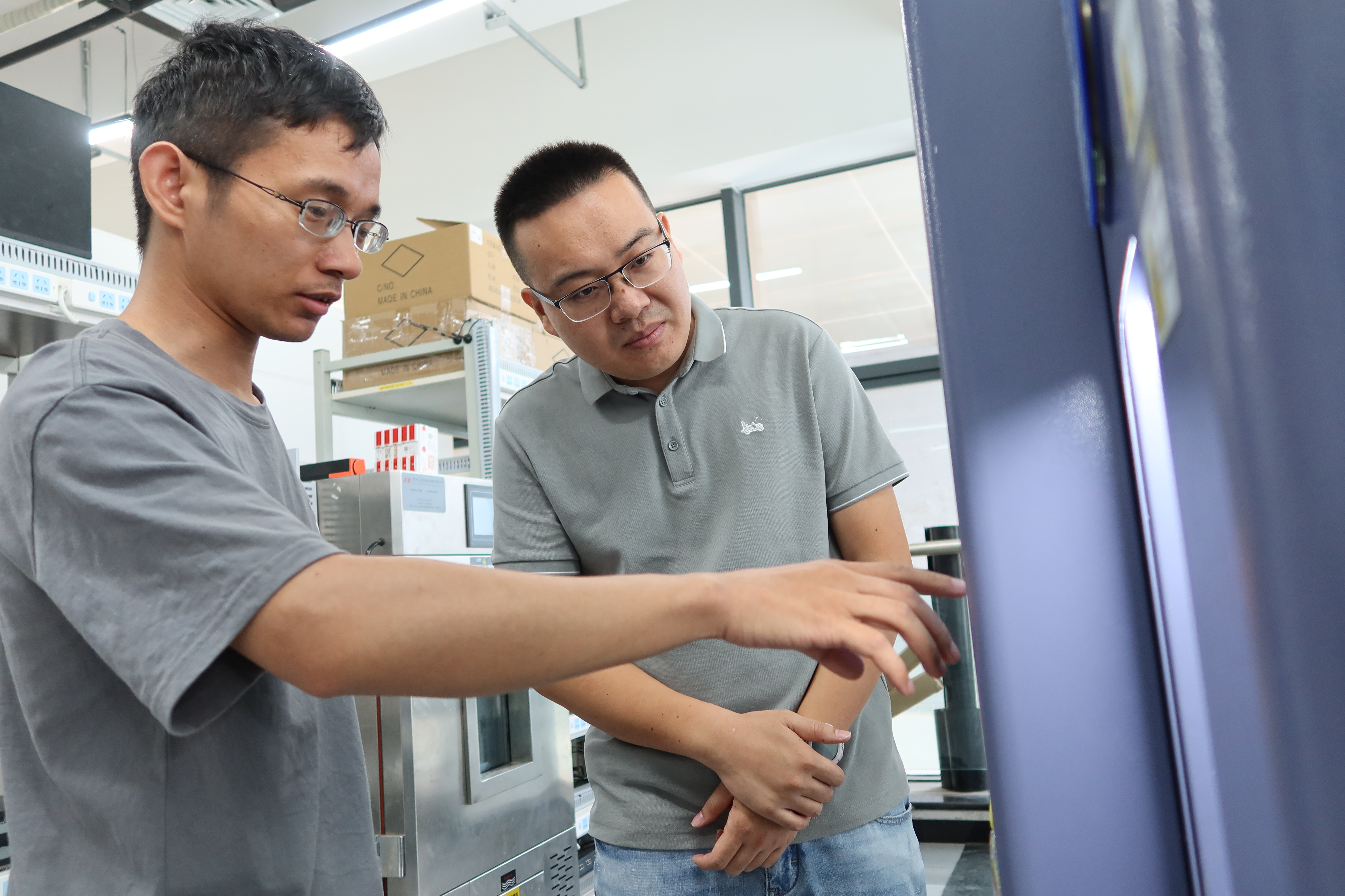 融媒·画像丨能否创造一个“盒子”，让它“智联”万物——在“云端”找答案