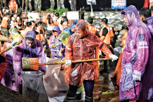 奔赴700公里紧急救援 水灾面前的山东救援力量