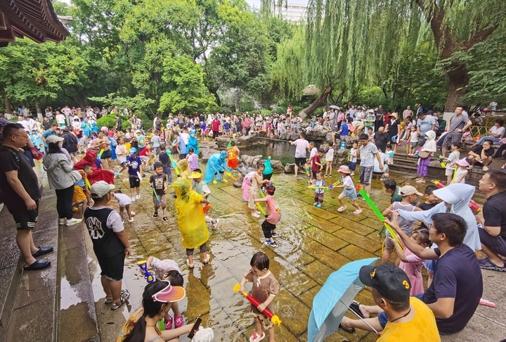 受连续降雨影响 济南两大泉群水位明显上涨