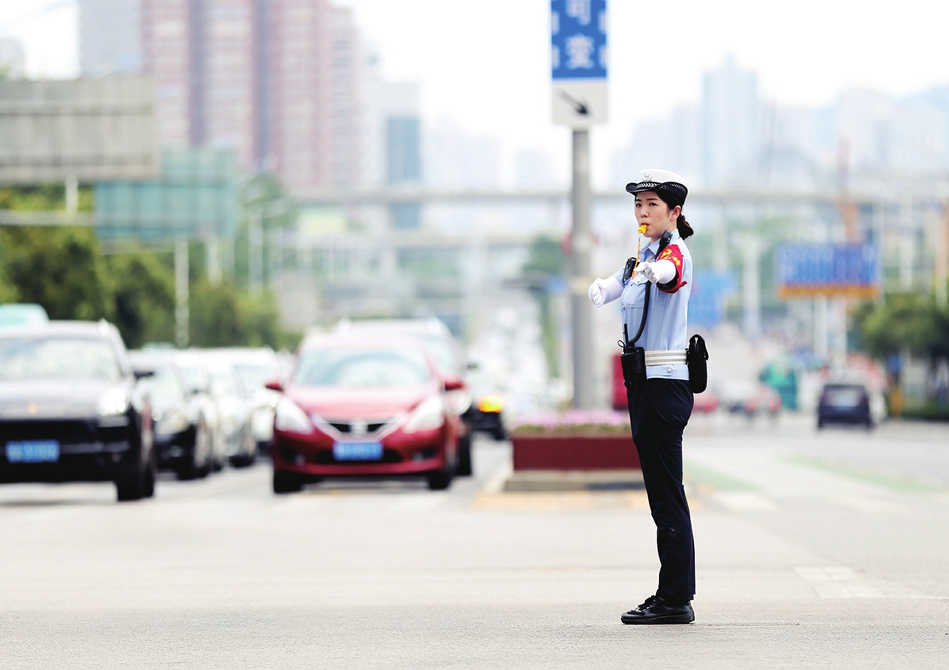 济南交警开展“夏季行动” 集中打击23类重点交通违法行为