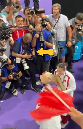 急哭了 黄雅琼被求婚最着急的人找到了 没人提前告诉我这事儿 