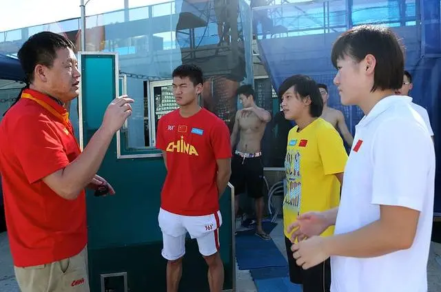 励志！教练去世徐嘉余独自训练8个月 最后一天圆梦巴黎