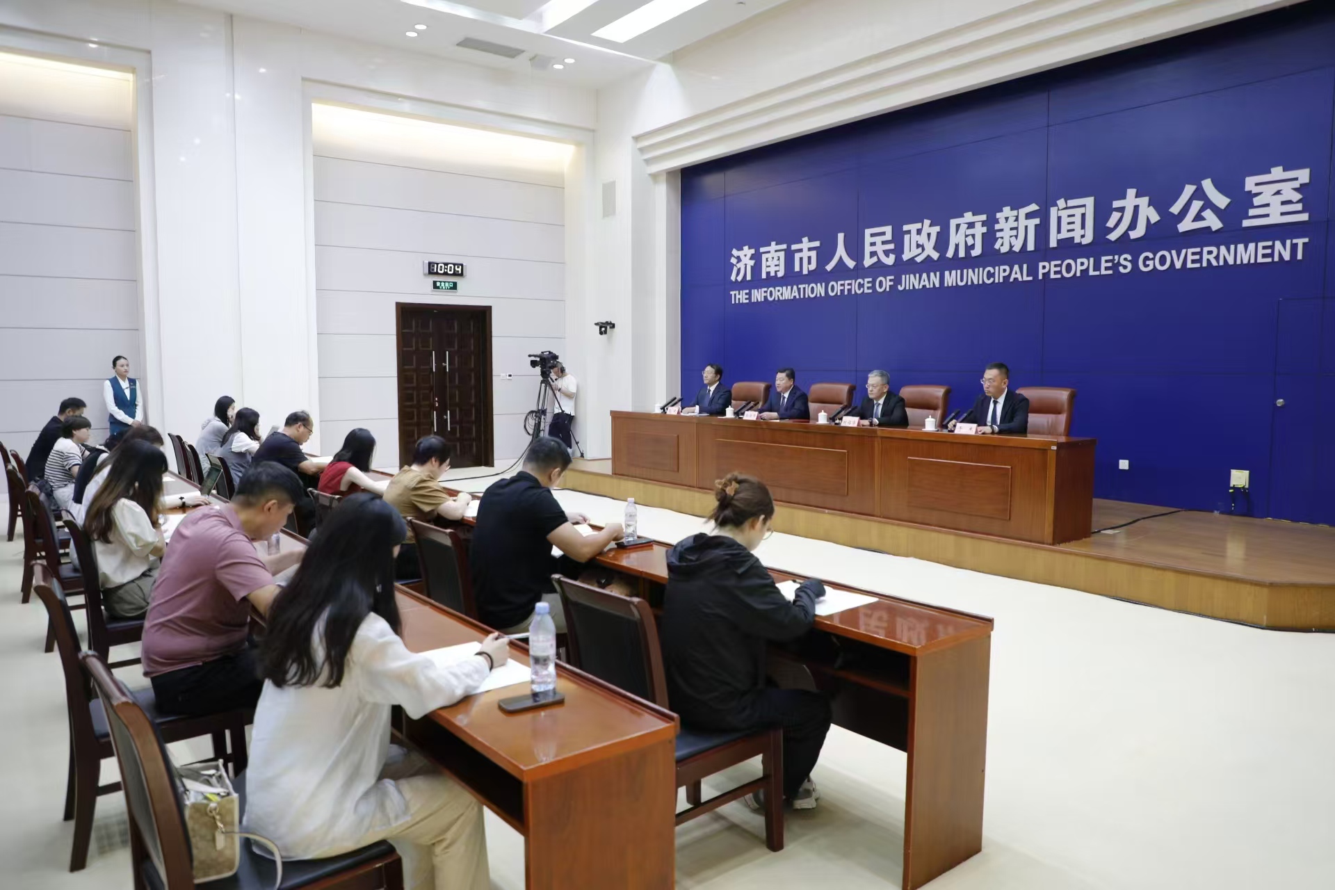 80个重点项目加快建设！中央商务区累计建成商业商务载体330万平方米