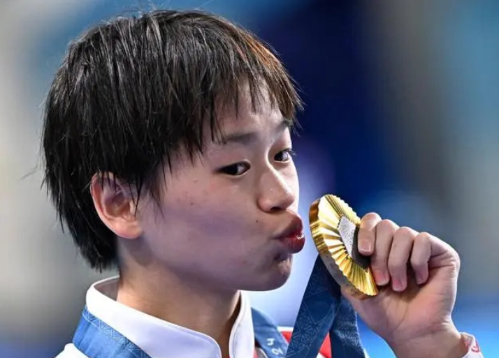 技惊四座 全红婵只给自己打50分 再现10101010101010