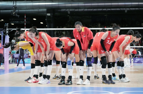 巴黎奥运会中国三大球项目全部出局 无缘四强，中国女排可以昂首离开