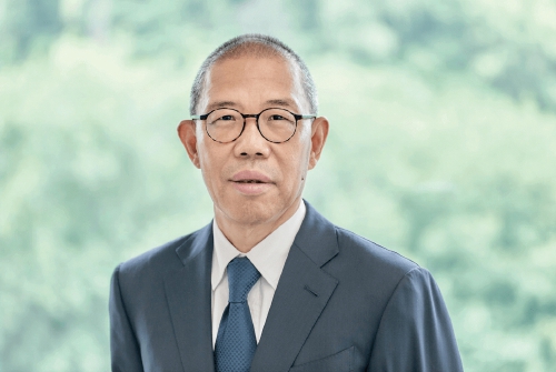 接受央视深度访谈,钟睒睒回应“首富”“网暴”和接班人等问题