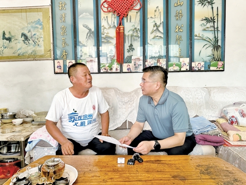 父亲埋葬了烈士大伯又冲上战场 “家里不能断了当兵的人！”