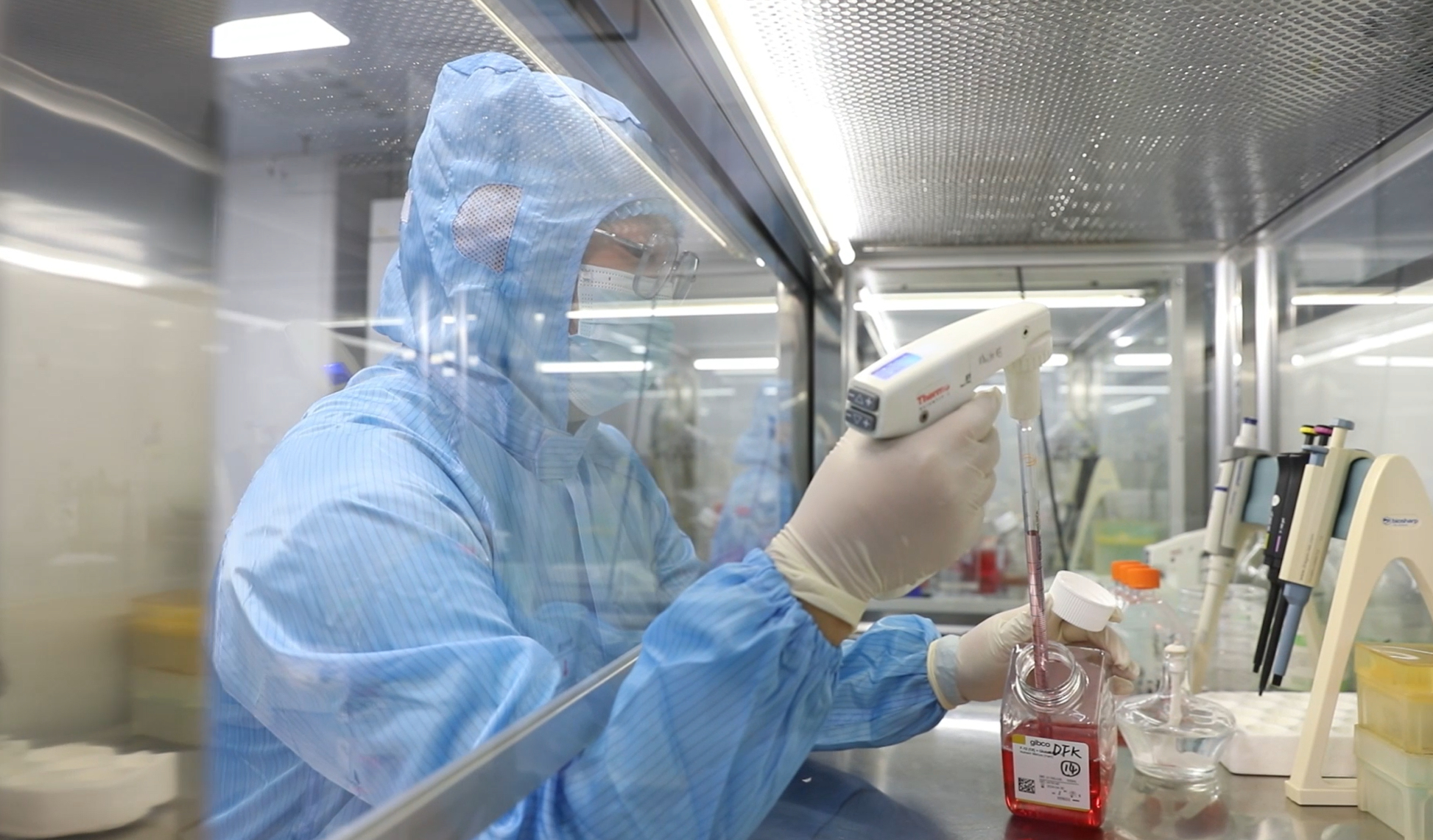 融媒·画像丨济南这个研发团队，为患者造出仿真“皮肤”——“生”皮