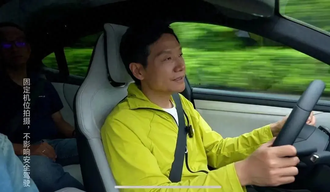 雷军回应“小米卖一辆车亏6万元”，友商怒怼：雷军是最恶劣的商人本质！