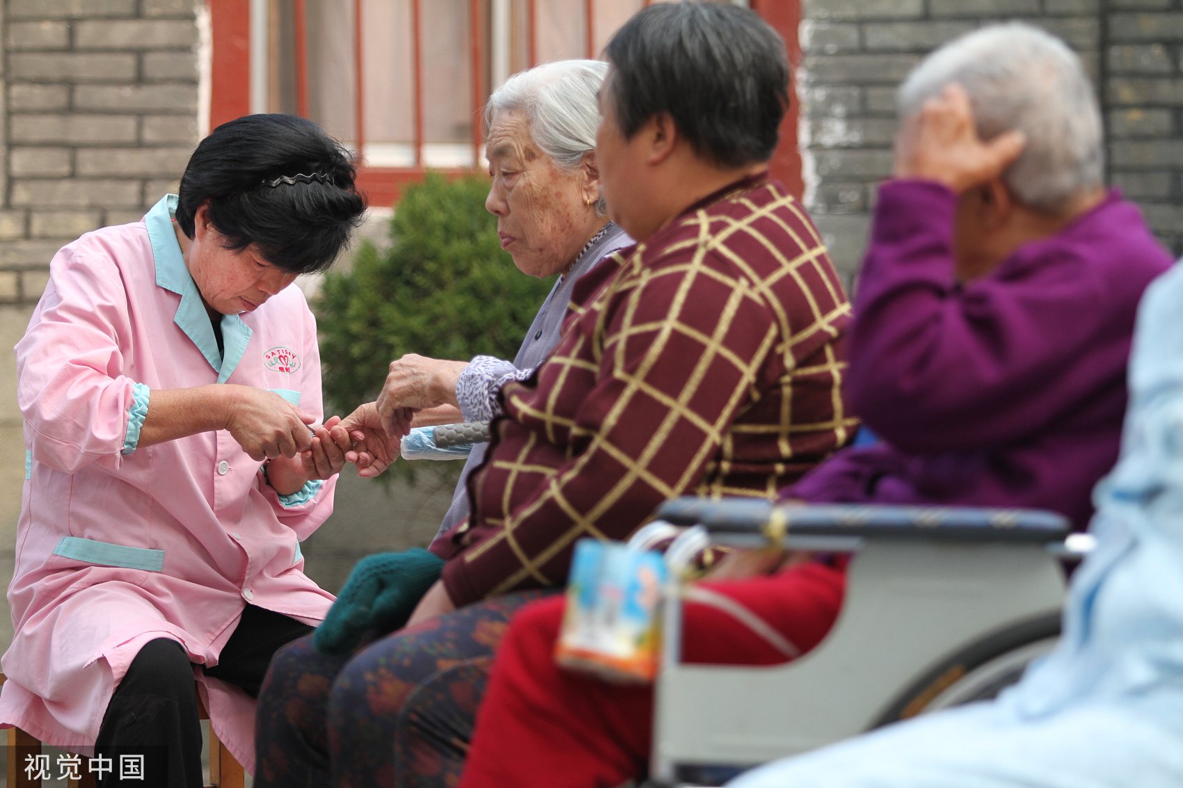 山东：2025年年底前，实现居民长期护理保险全覆盖