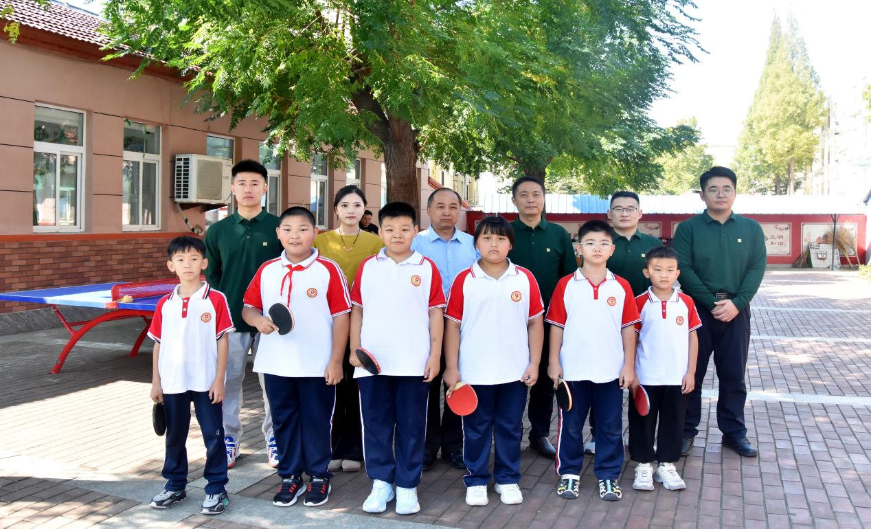 莱芜城投乒乓球俱乐部“星耀计划”志愿服务项目进校园