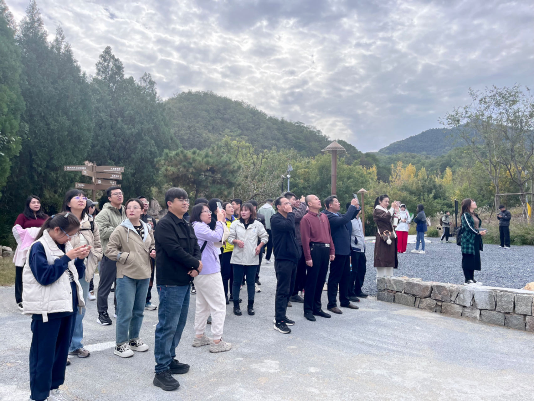 赴岱学习践初心 汲取力量向未来——中共济南市委党校(济南行政学院)组织在职研究生开展党性教育活动