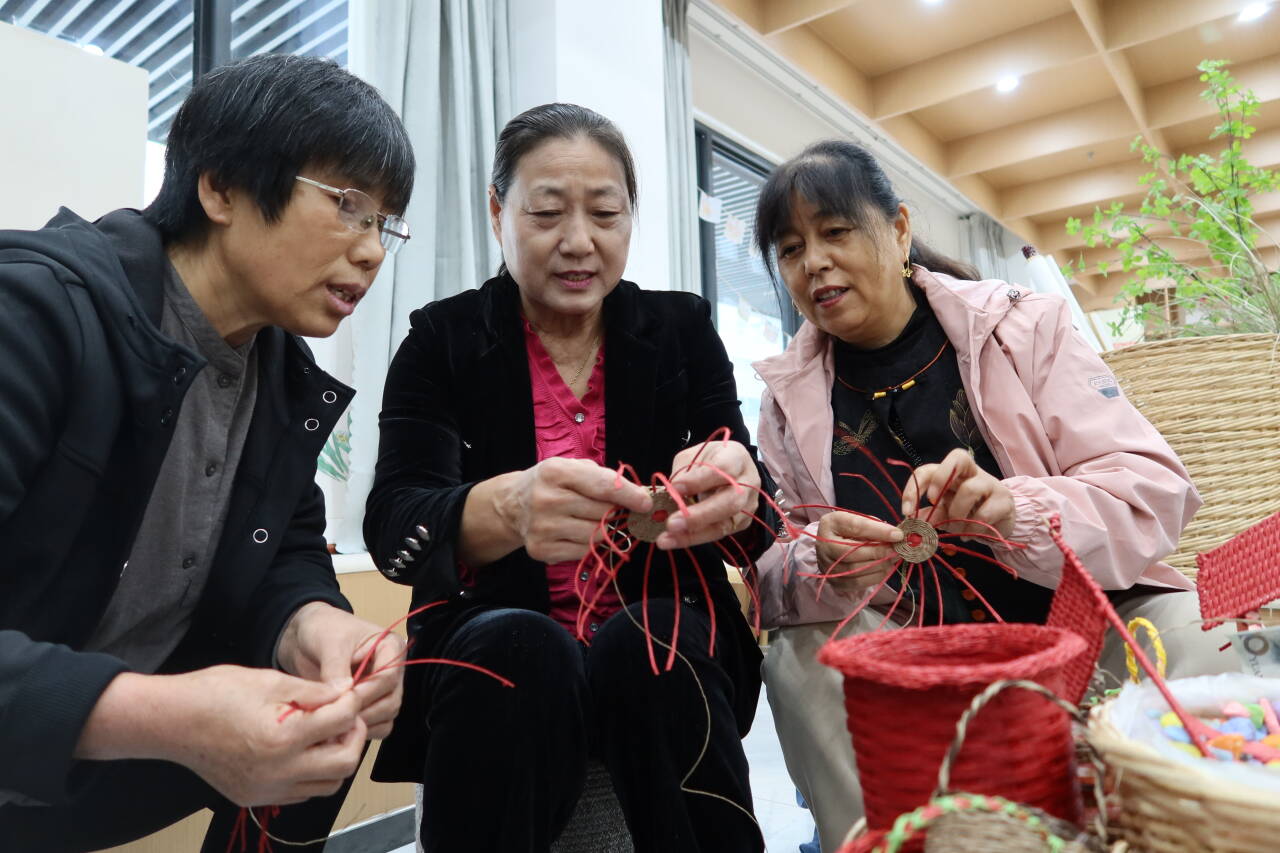 融媒·见证丨有一种幸福，叫作“家门口挣钱”——15分钟“就业圈”