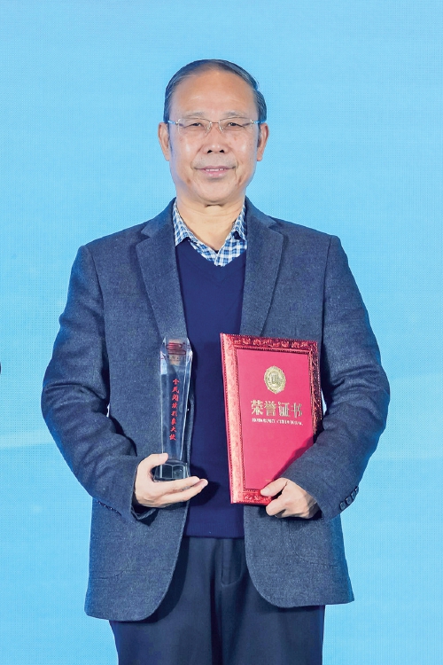 梁艳、赵德发担任山东省全民阅读形象大使 分享“阅读改变命运”