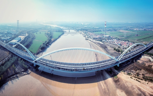 济南黄河大桥新桥、济南黄河齐鲁大桥通车 鲁A、鲁S牌照9座以下小客车免费通行