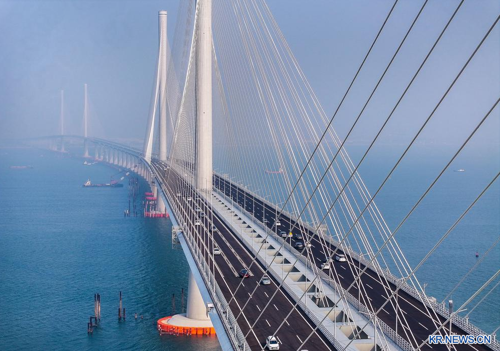 中 광둥 황마오하이 해상 횡단 통로 정식 개통
