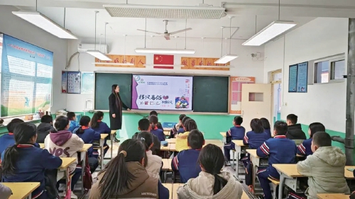 济南：纵有寒风凛冽 亦有暖意浓浓