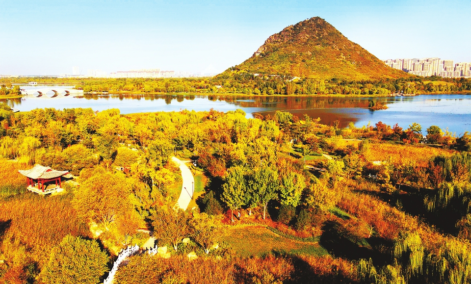 济南市升级“外国人入境卡自助填报终端”