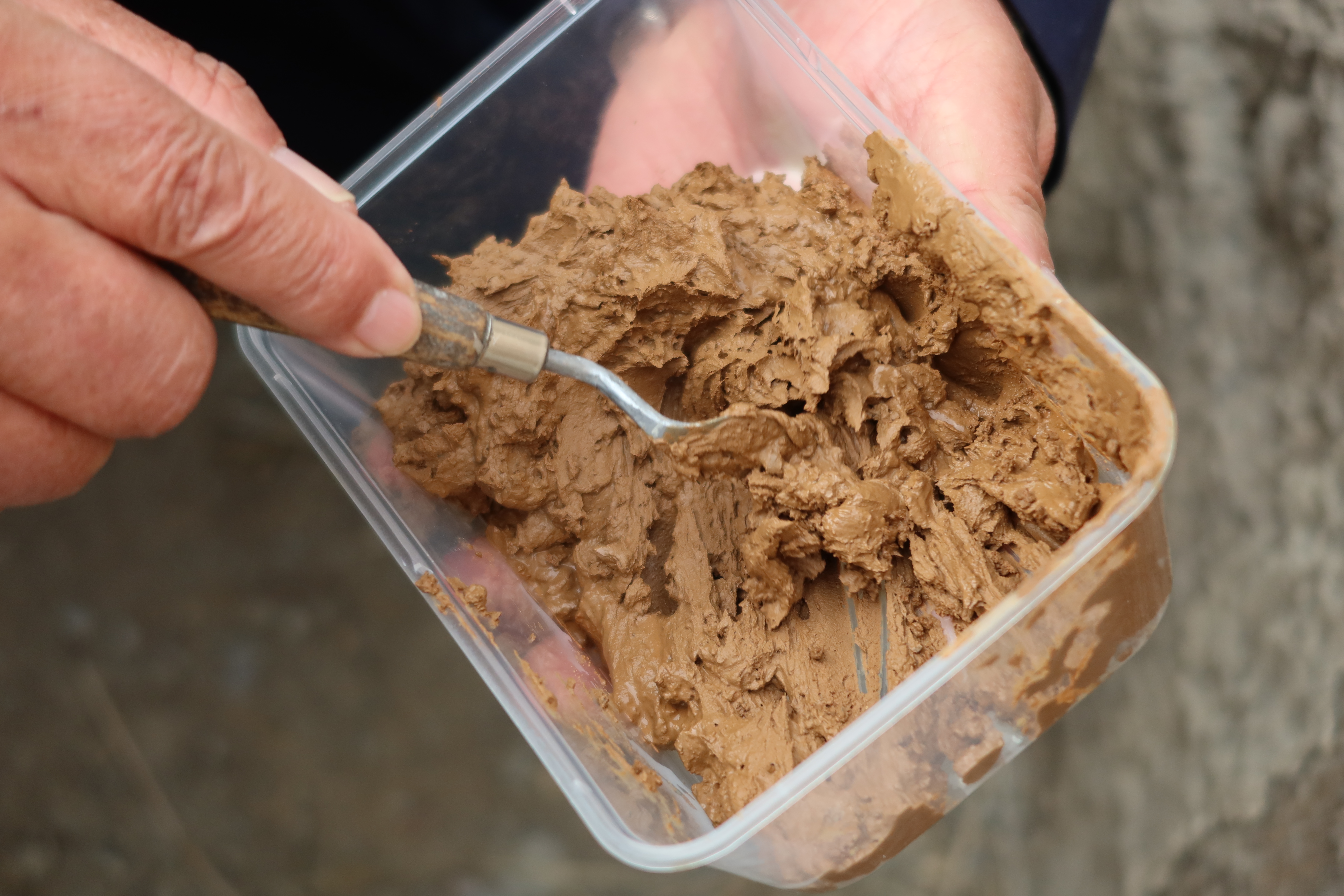 融媒·画像丨从石材厂工匠，到文物界“中医”，对石头着迷的他——跟着石头玩“跨界”