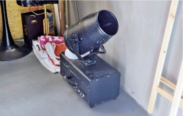 造雪机冬日热销！记者探访：成本低效果好商家认可，有网店已售出9000多单